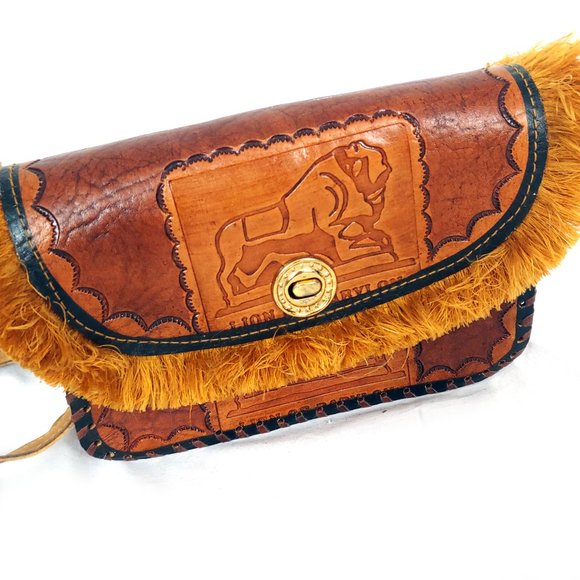 Hand tooled leather brown crossbody bag w/ fringe - Picture 5 of 7